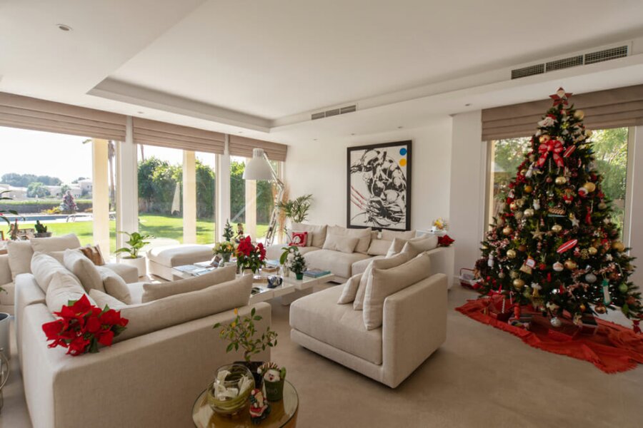 Smart Renovation Design & Fit-Out Company in Dubai presents beautiful Arabian Ranches beautiful living room with interior design and decor.