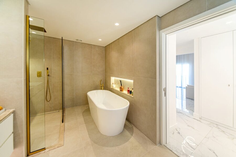 Smart Renovation Design & Fit-Out Company in Dubai presents beautiful Freddy Mercury villa bathroom renovation.
