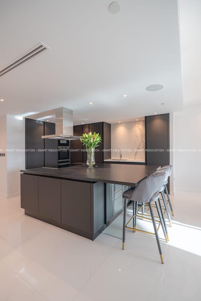 Smart Renovation Design & Fit-Out Company in Dubai presents beautiful Aqua Vista Townhouse kitchen renovation.